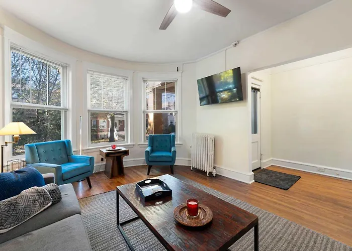 Edgewater Glen 3bd Cozy Retreat Apartment *